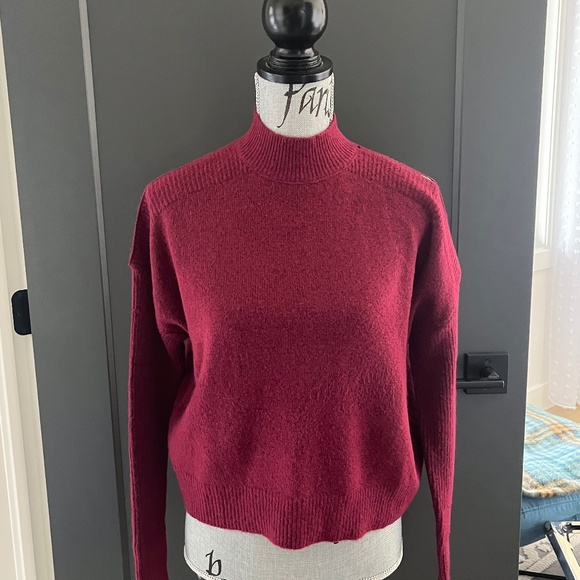 Ardene Mock Sweater - Picture 1 of 5